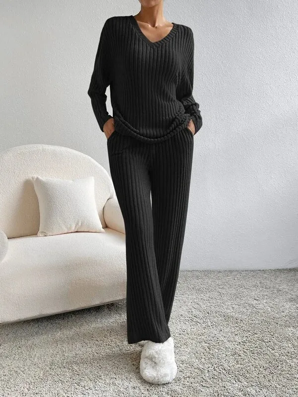 Rika - Women's Knitted Sweater and Pants Set